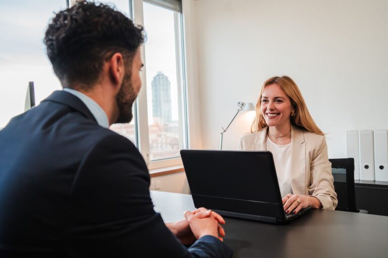 hr-woman